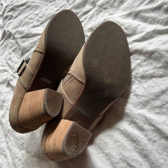 Women’s Bionic Cheyenne Clog Leather Mule Taupe Boot Shoes Size 9 Ret $149 - Picture 6 of 9